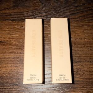 KKW Beauty Concealer